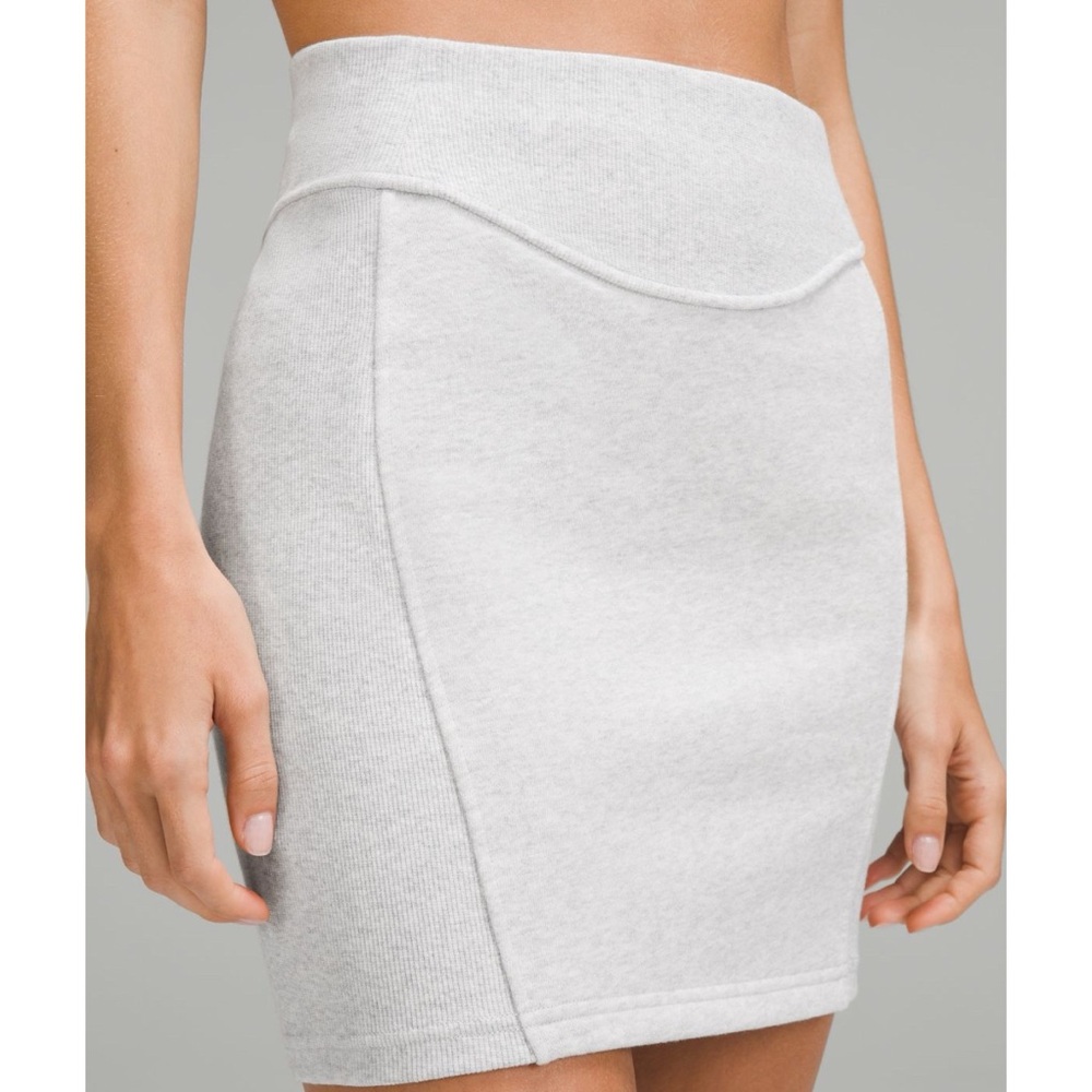 NWT Lululemon Scuba High Rise Mini Skirt Heathered Core Ultra Light Grey XL - Picture 4 of 8